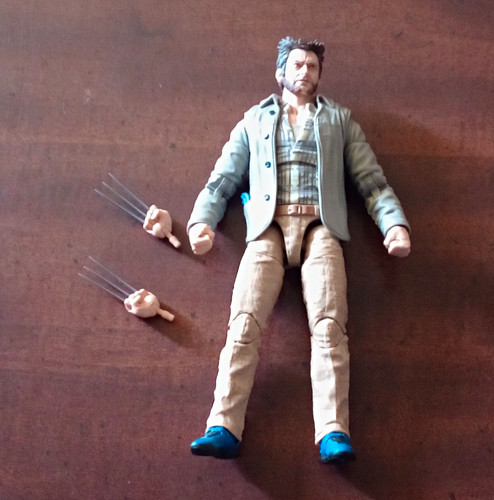 Marvel legends wolverine - marvel,